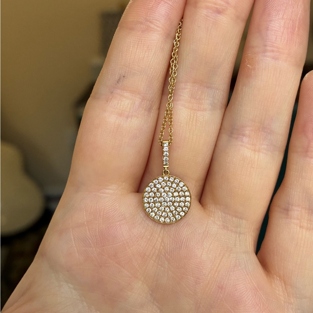 Beautiful 18k solid gold .49 ctw and Genuine Pave Diamond Pendant necklace 💎 - Picture 11 of 16